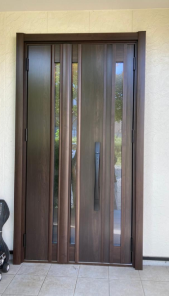 玄関ドア交換”リシェント”