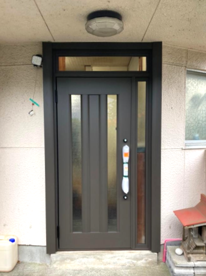 玄関ドア交換”リシェント”