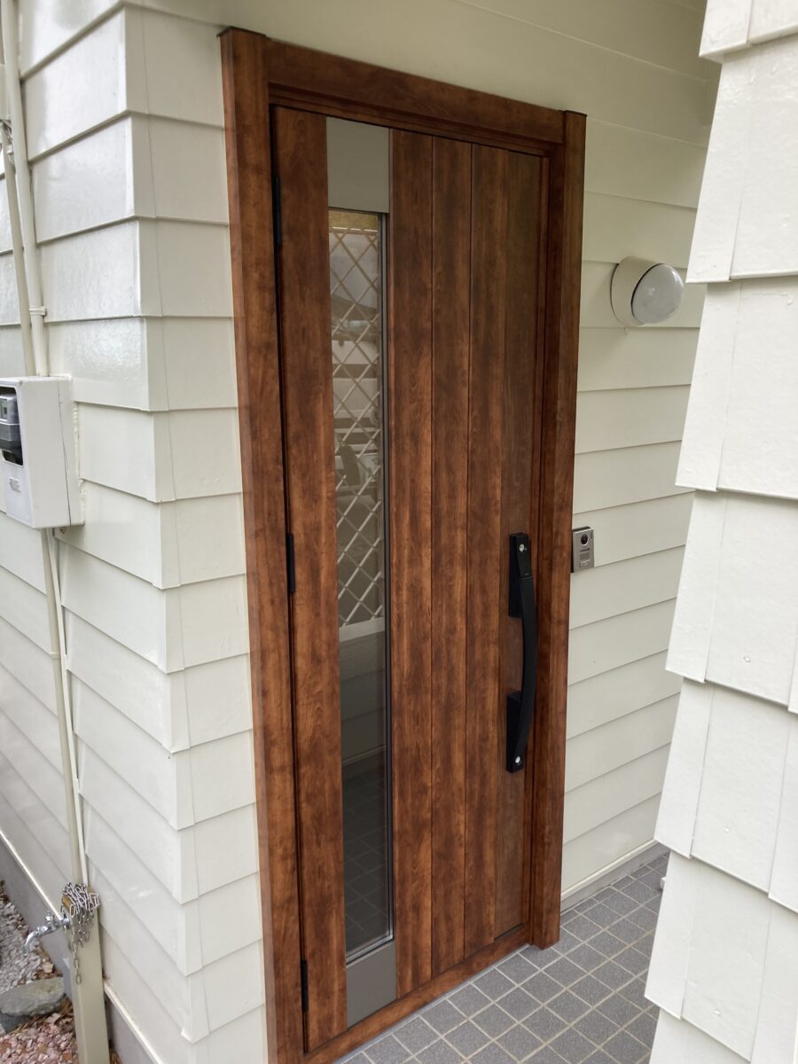 玄関から、暮らしを変える。LIXIL「リシェント」で住まいが生まれ変わる