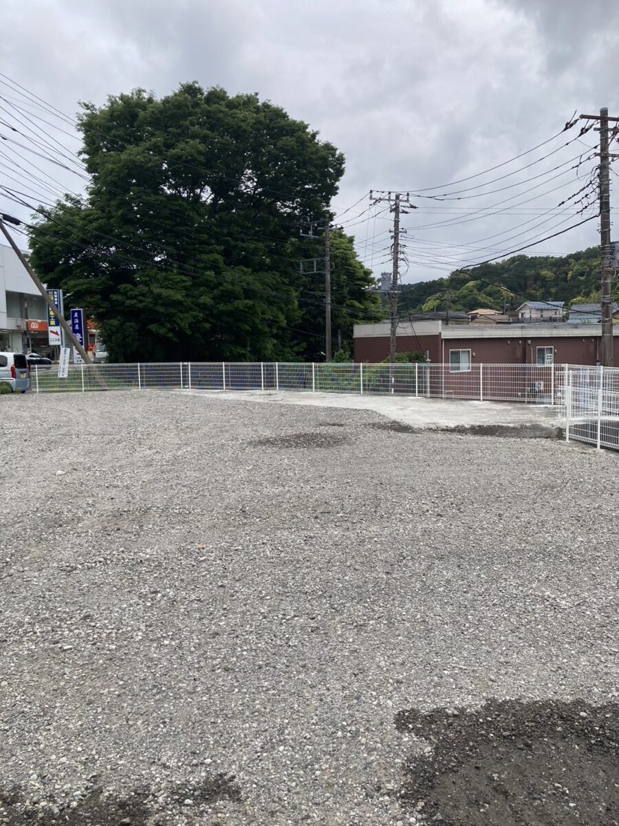 シンプルに、美しく。安心をさりげなく守るフェンス